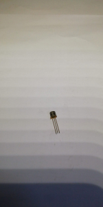 2N718 TRANSISTOR BJT NPN NOS MOTOROLA TO18