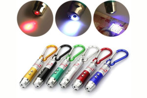PUNTATORE LASER 1mW CON LUCE UV E TORCIA COLORI VARI