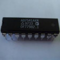 AD7541AKN INTEGRATO 12-Bit Monolithic Multiplying DAC